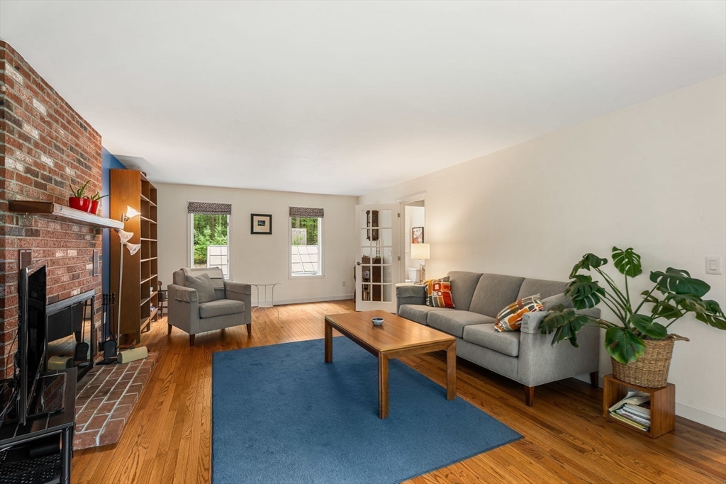 92 Townsend Street Pepperell, MA 01463 - Photo 15 of 42