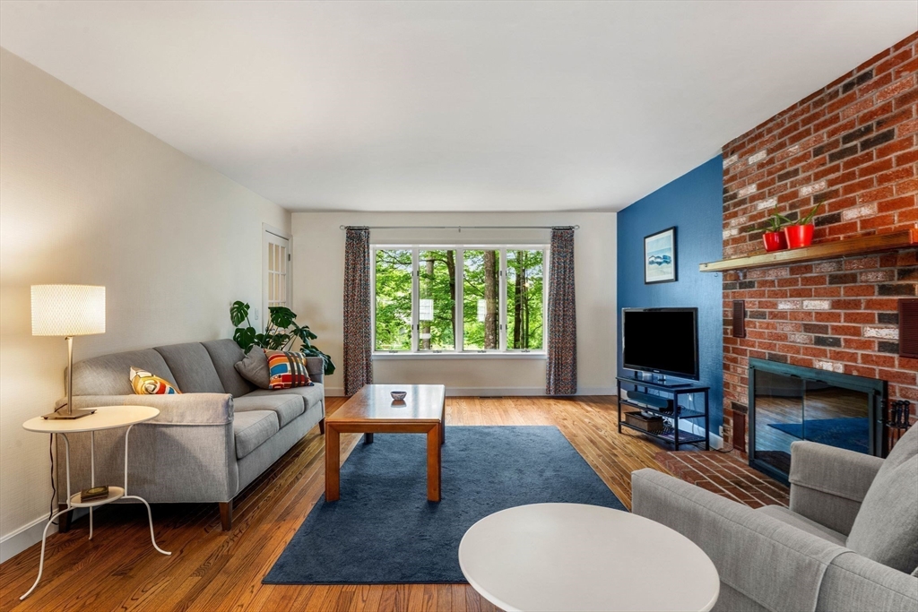 92 Townsend Street Pepperell, MA 01463 - Photo 18 of 42