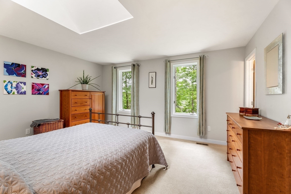 92 Townsend Street Pepperell, MA 01463 - Photo 29 of 42