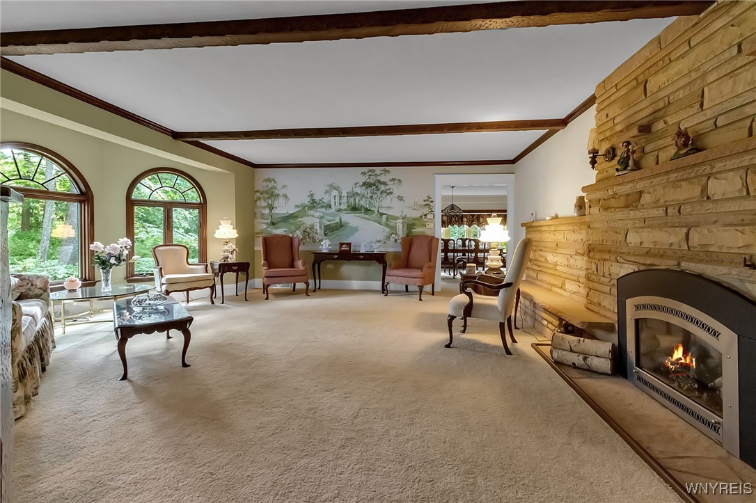 2271 Bullis Road Elma, NY 14059 - Photo 13 of 50 Living room