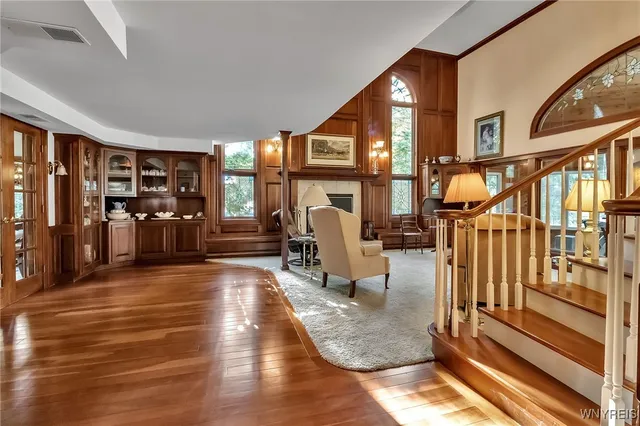 $799,900 | 2271 Bullis Road, Elma, NY 14059