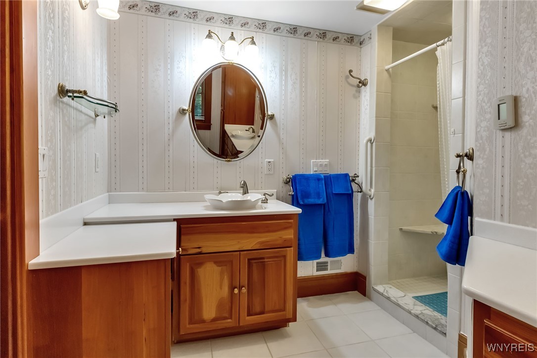 2271 Bullis Road Elma, NY 14059 - Photo 30 of 50 Main bathroom