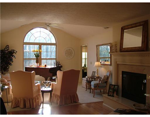 712 Deerfield Trail, Unit 712 Springfield, OH 45503 - Photo 4 of 13