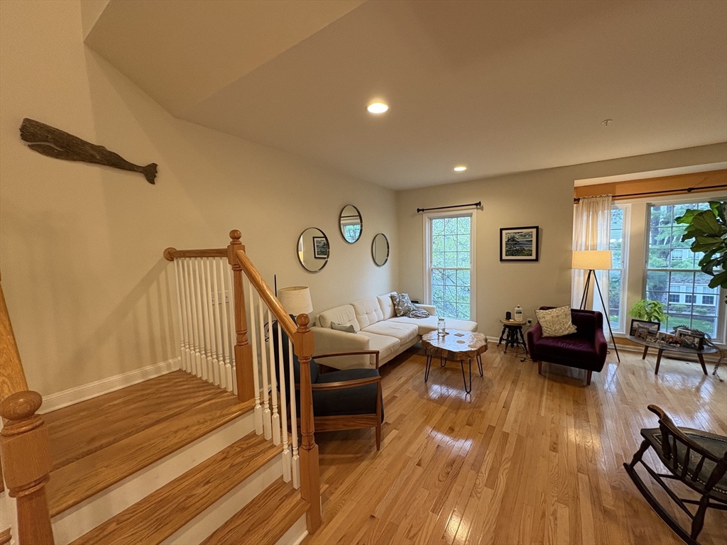 33 Jacob Way, Unit 33 Reading, MA 01867 - Photo 6 of 33