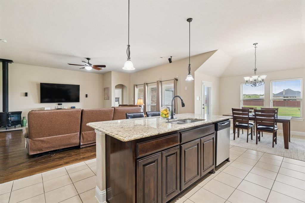 7840 Norrell Road Venus, TX 76084 - Photo 14 of 38