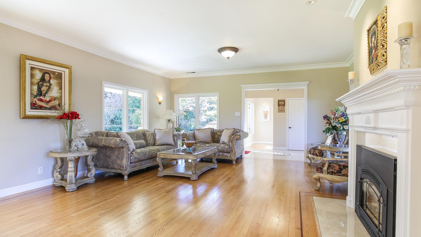 2140 Redington Road Hillsborough, CA 94010 - Photo 16 of 50 Gallery Image 16