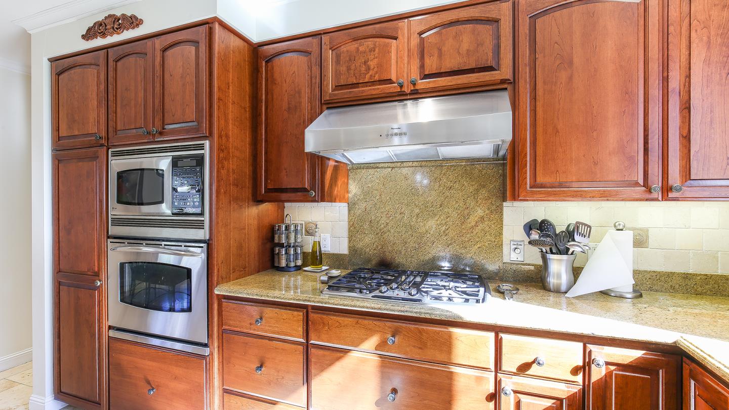 2140 Redington Road Hillsborough, CA 94010 - Photo 29 of 50 Gallery Image 29