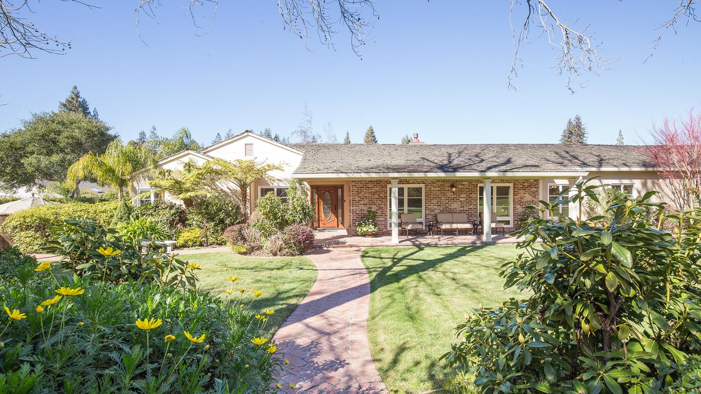 2140 Redington Road Hillsborough, CA 94010 - Photo 5 of 50 Gallery Image 5