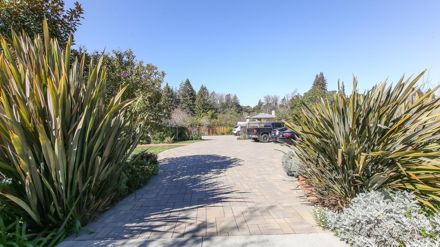 2140 Redington Road Hillsborough, CA 94010 - Photo 10 of 50 Gallery Image 10