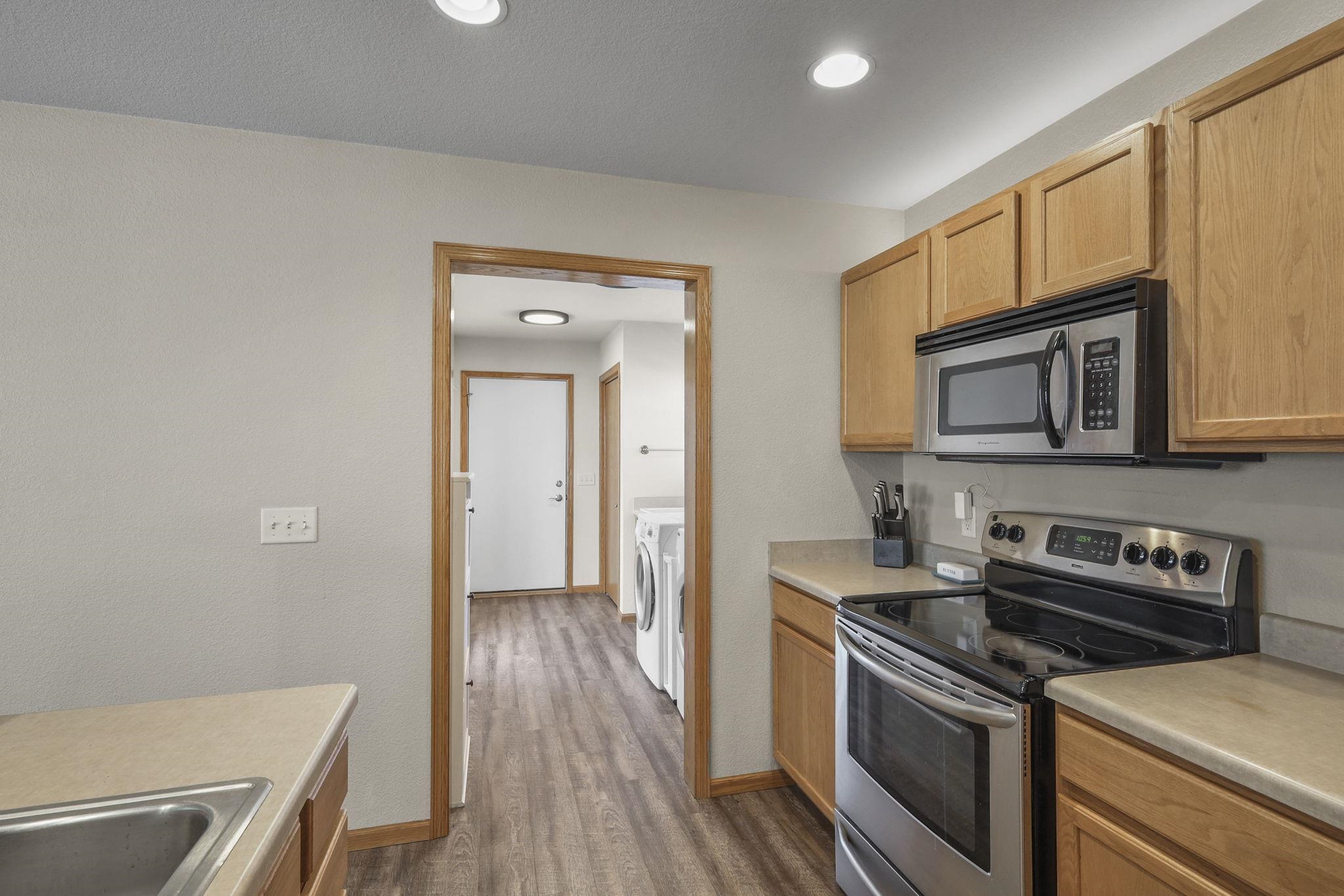 1287 Independence Way Sun Prairie, WI 53590 - Photo 11 of 29