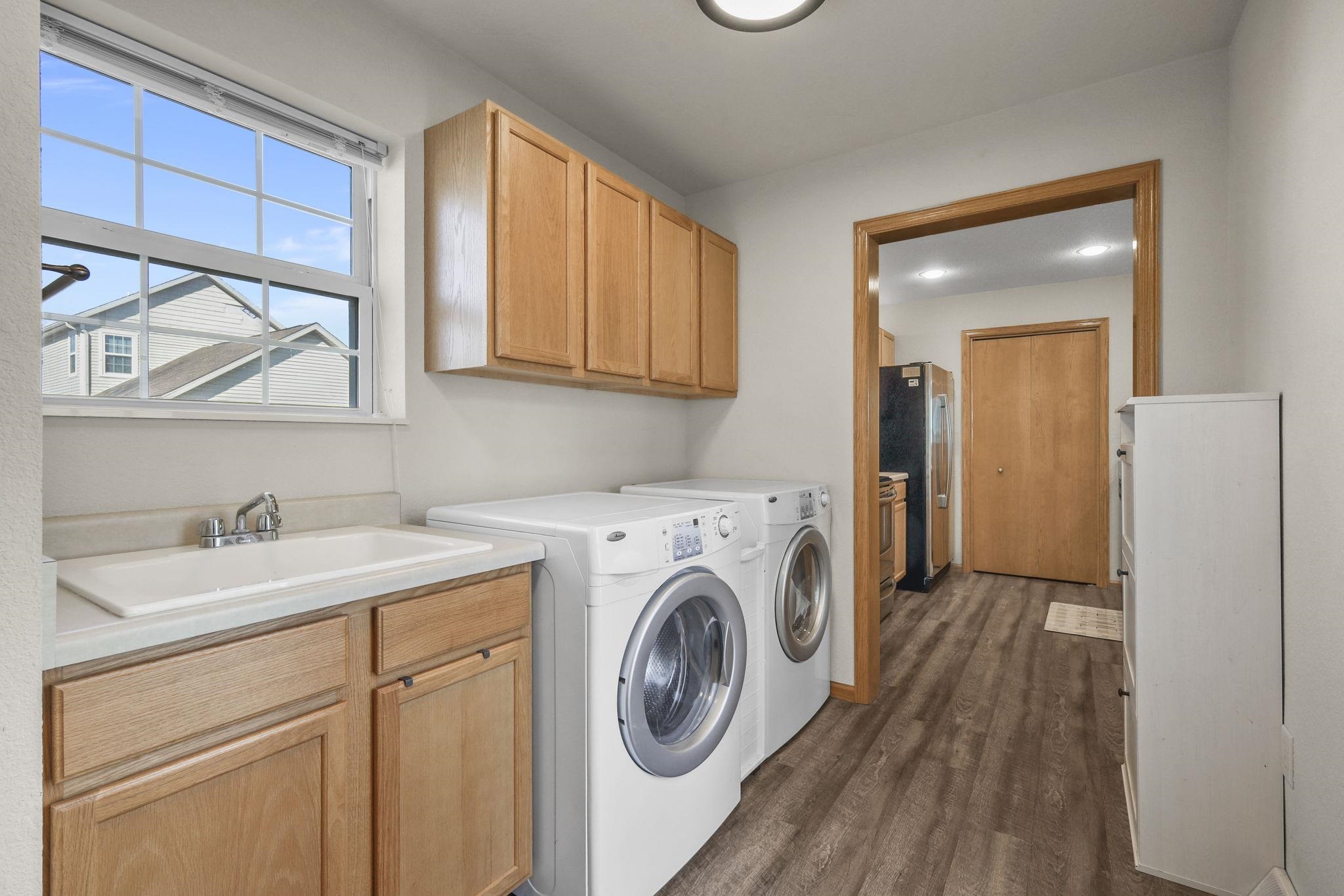 1287 Independence Way Sun Prairie, WI 53590 - Photo 14 of 29