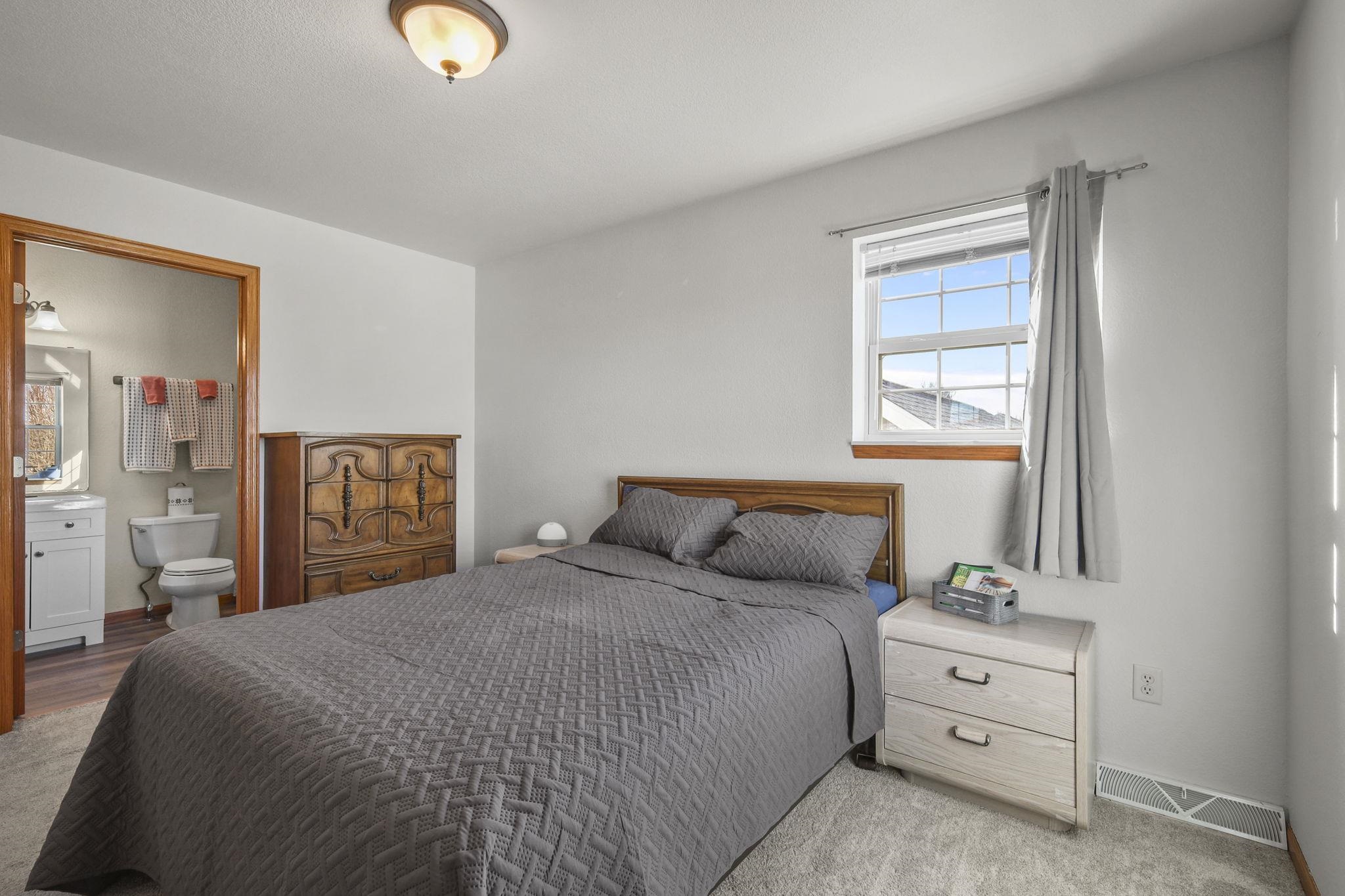 1287 Independence Way Sun Prairie, WI 53590 - Photo 23 of 29