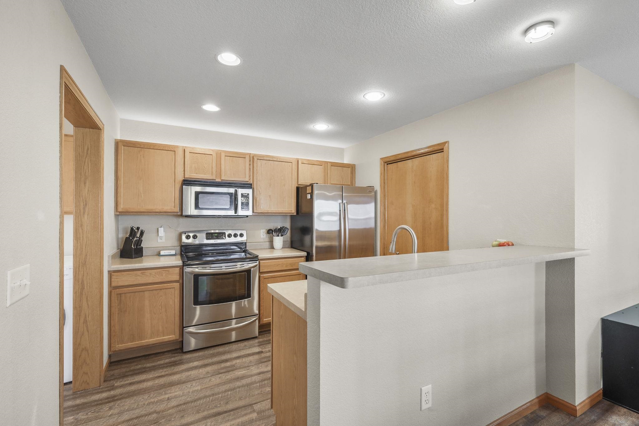 1287 Independence Way Sun Prairie, WI 53590 - Photo 10 of 29