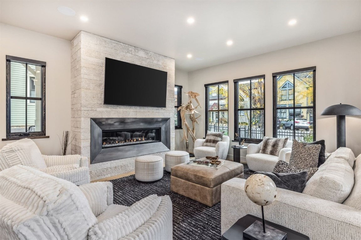 224 South Ridge Street Breckenridge, CO 80424 - Photo 7 of 45