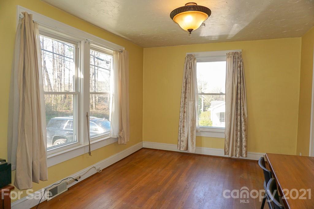 414 4th Street Southwest Conover, NC 28613 - Photo 7 of 39 Gallery Image 7
