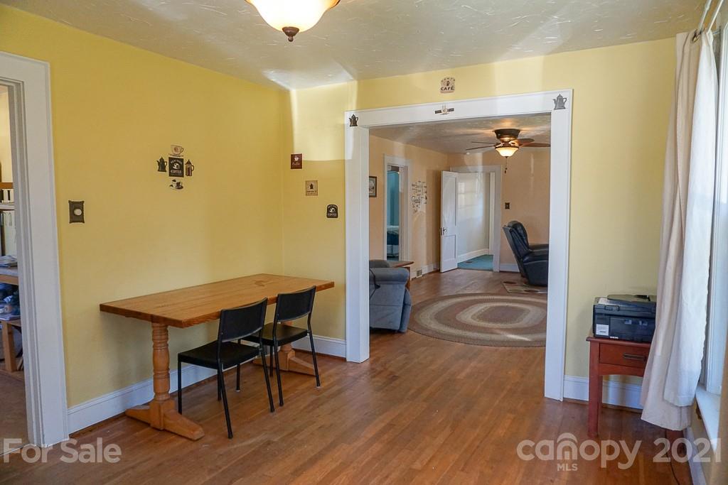 414 4th Street Southwest Conover, NC 28613 - Photo 8 of 39 Gallery Image 8