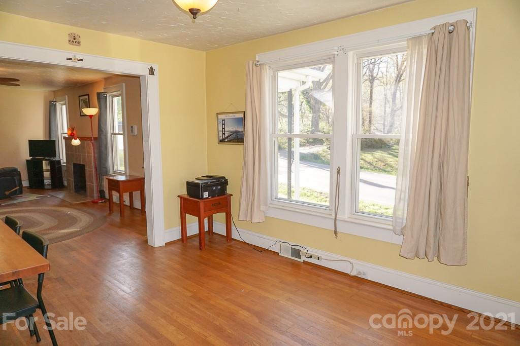 414 4th Street Southwest Conover, NC 28613 - Photo 9 of 39 Gallery Image 9