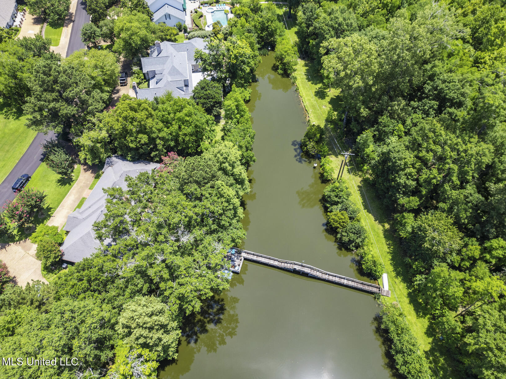 127 Winged Foot Circle Jackson, MS 39211 - Photo 51 of 59 127 Winged Foot Circle Drone-5