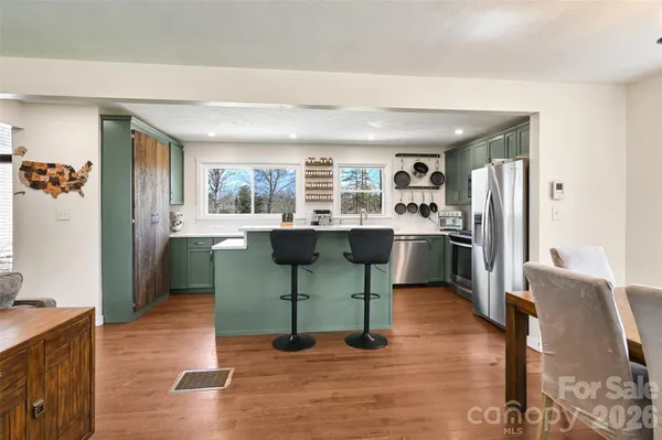 $784,500 | 46 Mountain View Drive, Arden, NC 28704