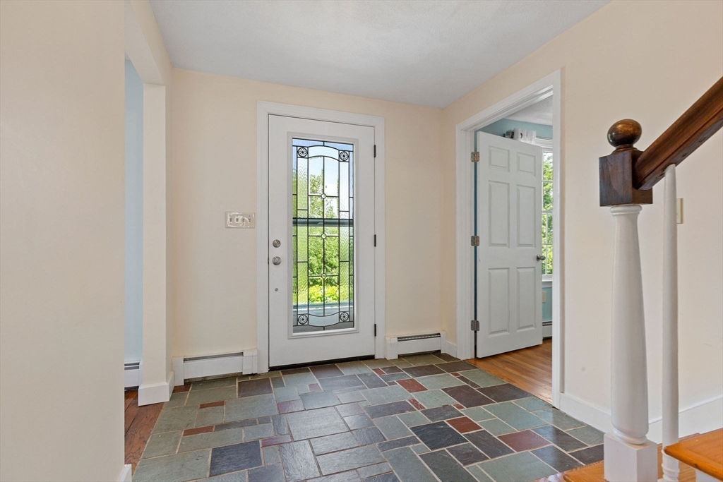 10 Briarfield Road Dennis, MA 02660 - Photo 8 of 40 Gallery Image 8