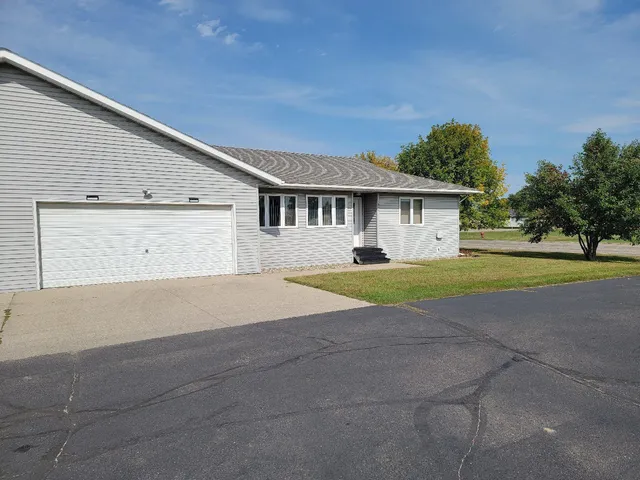 $249,900 | 815 6th Avenue Northeast, Perham, MN 56573