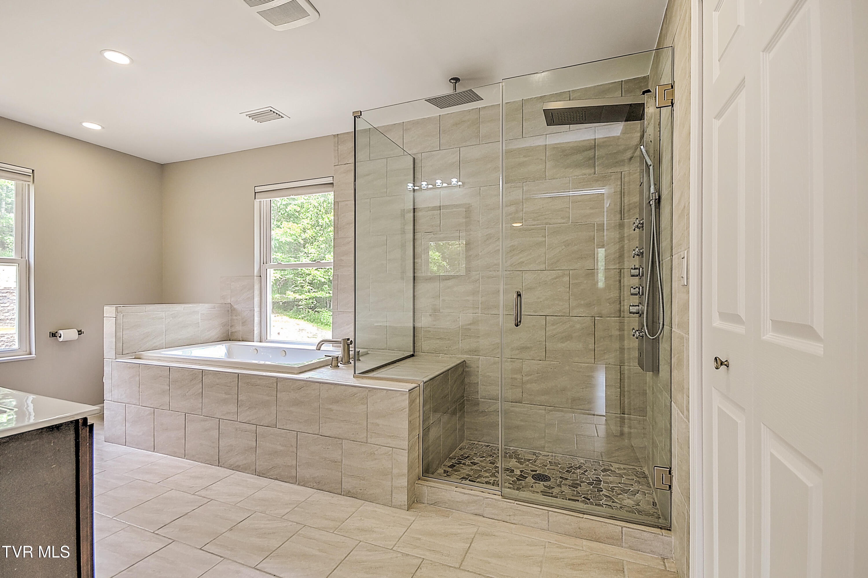 4125 Pine Orchard Road Butler, TN 37640 - Photo 24 of 86 4125 Pine Orchard LC-57