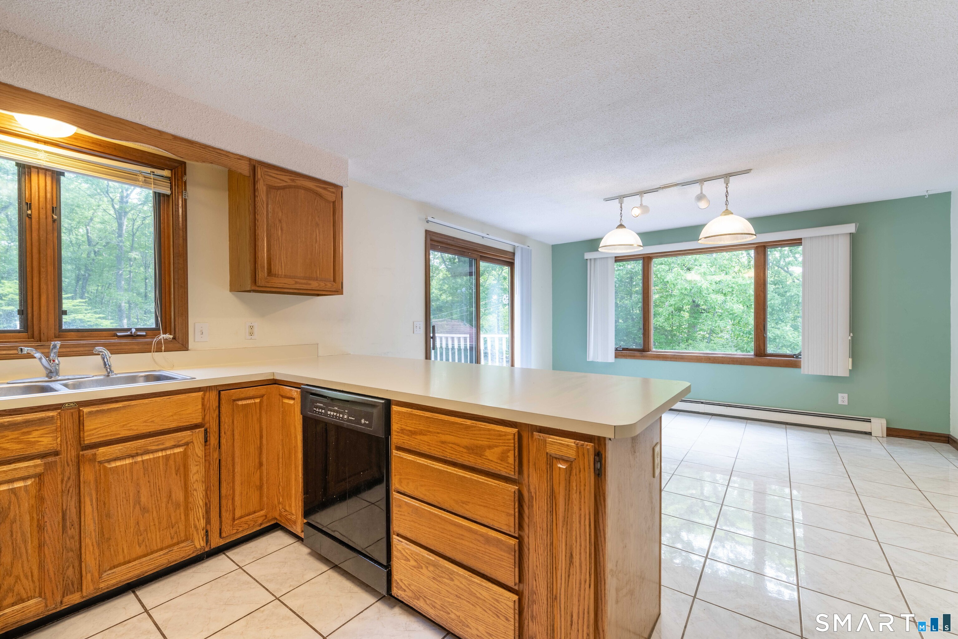 209 Cranberry Pond Road Norwich, CT 06360 - Photo 23 of 40