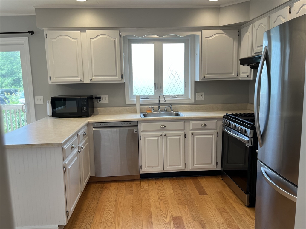 202 Irving Road, Unit 202 Randolph, MA 02368 - Photo 8 of 17 Gallery Image 8