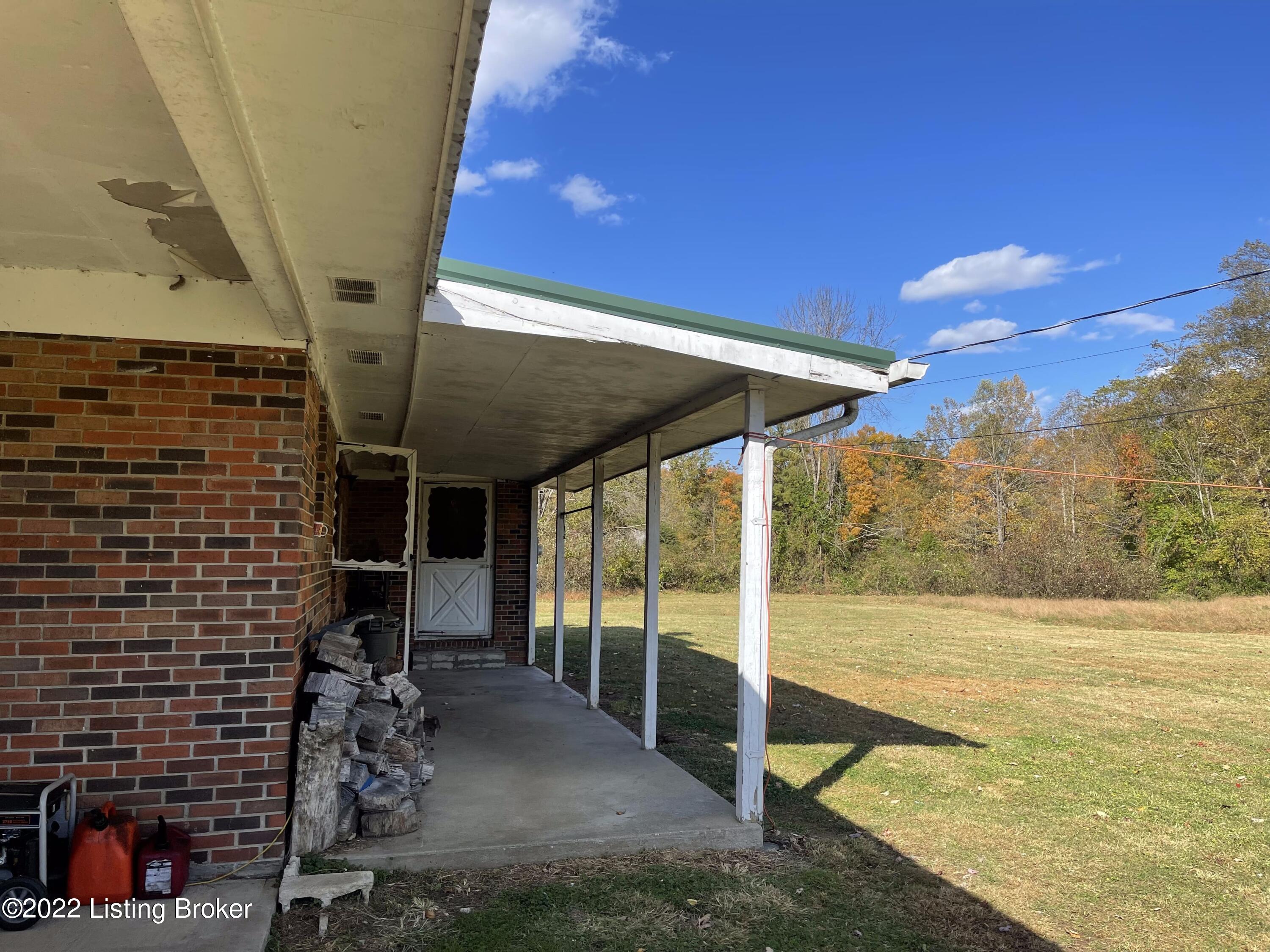9130 Cranston Road Morehead, KY 40351 - Photo 18 of 34 Patio2
