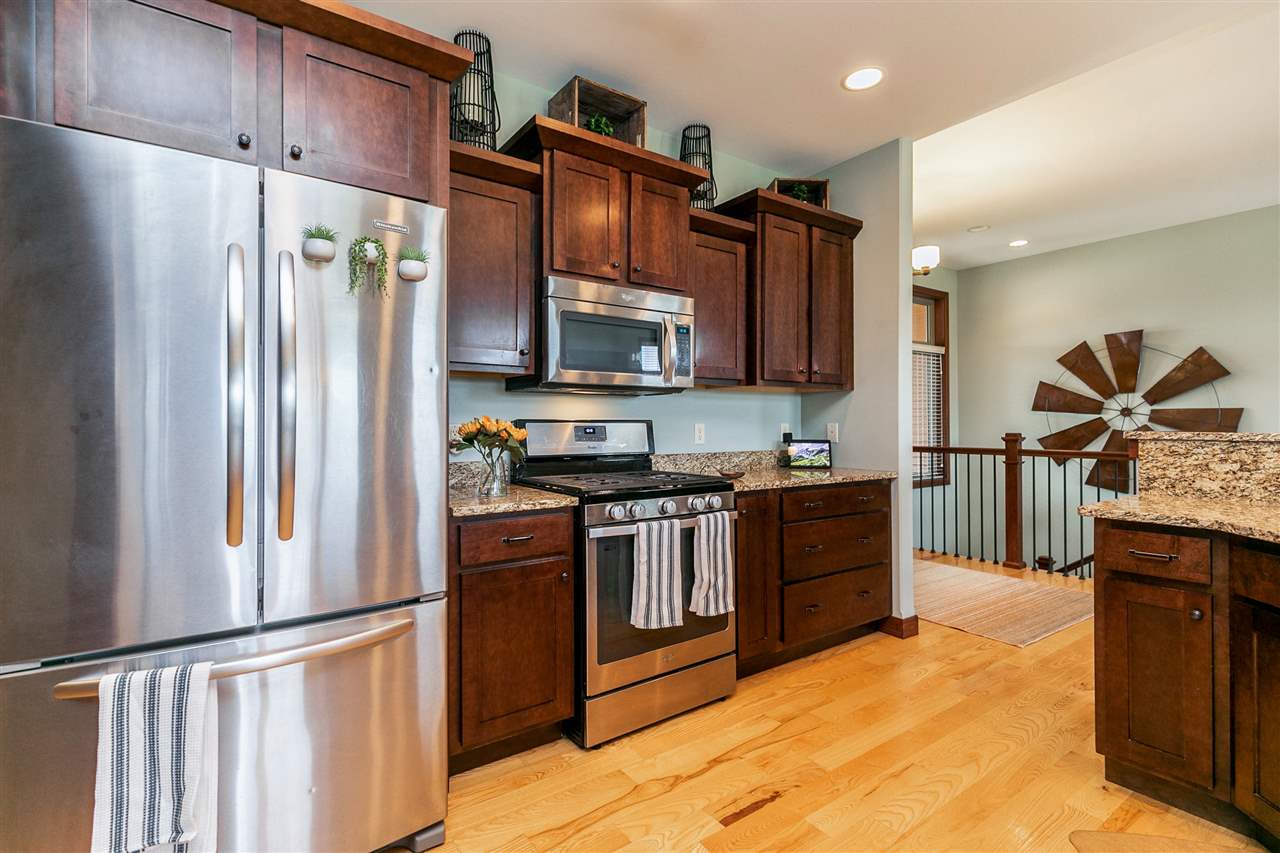 1105 Wood Lily Road Solon, IA 52333 - Photo 15 of 46 Gallery Image 15