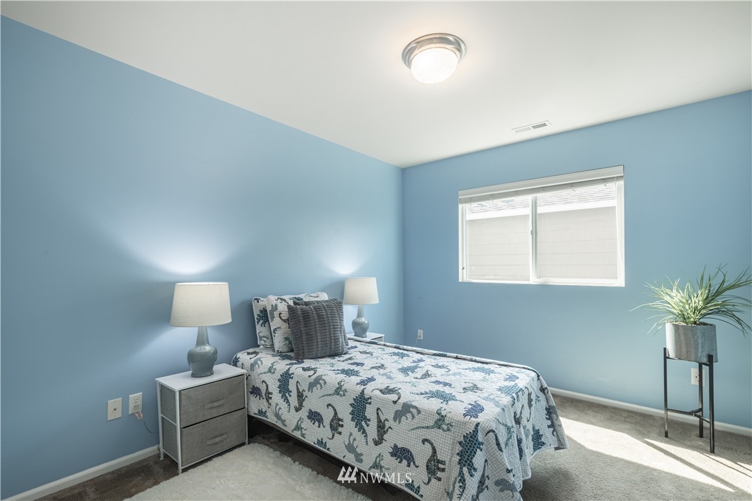 24050 Southeast 263rd Place Maple Valley, WA 98038 - Photo 23 of 39
