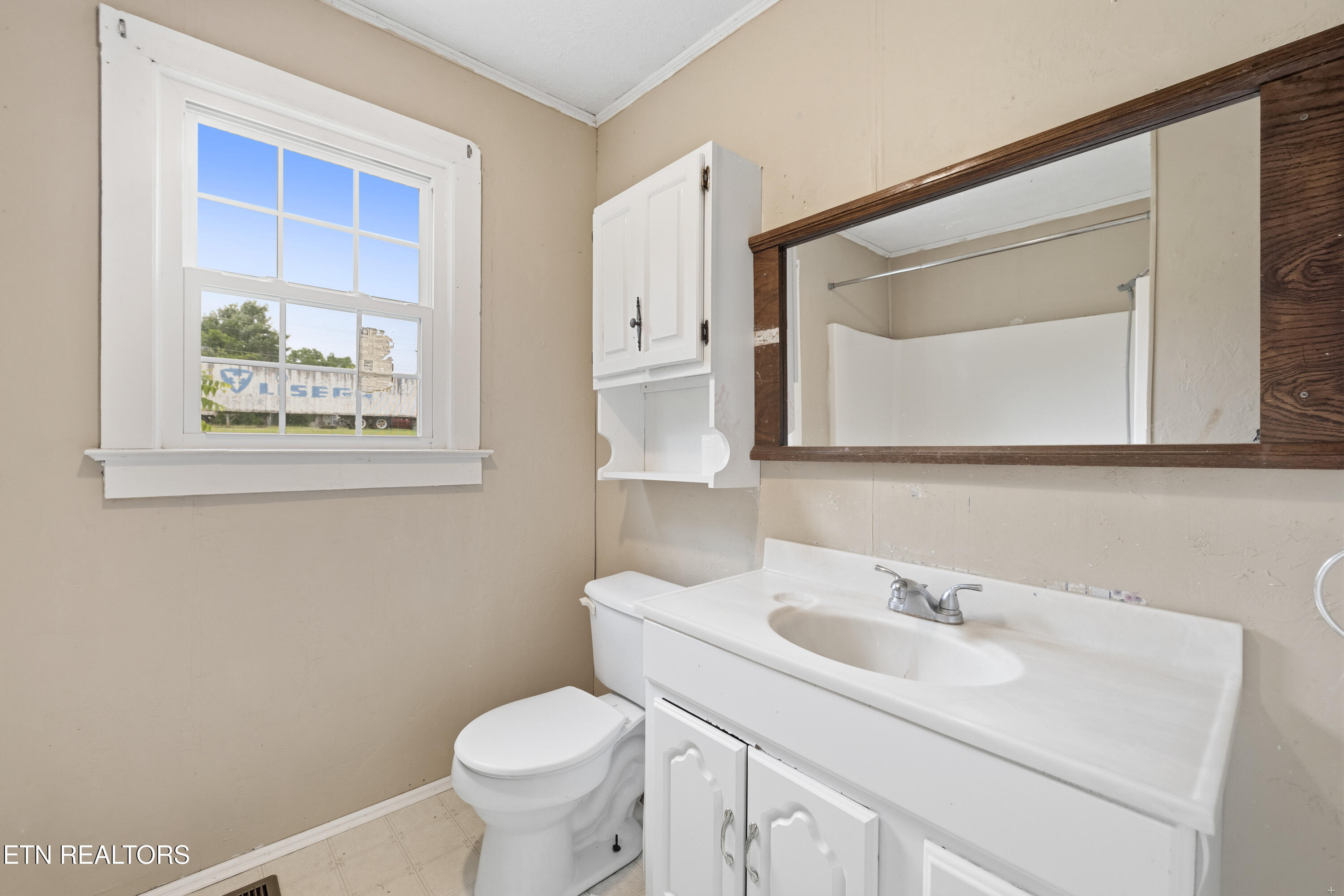 713 Rutledge Avenue Morristown, TN 37813 - Photo 28 of 29 15 Positive Perceptions-15