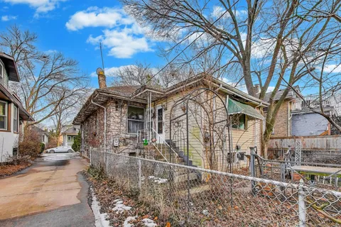 $325,000 | 4916 North Hamlin Avenue, Chicago, IL 60625