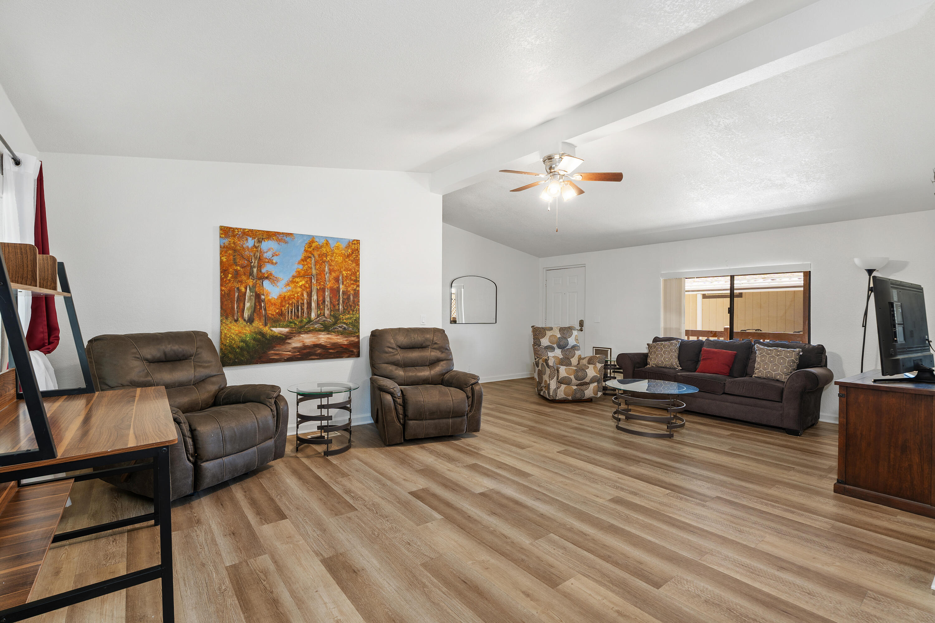 46618 Madison Street, Unit 73 Indio, CA 92201 - Photo 4 of 27 25_12086825_188605_188605-EI-125