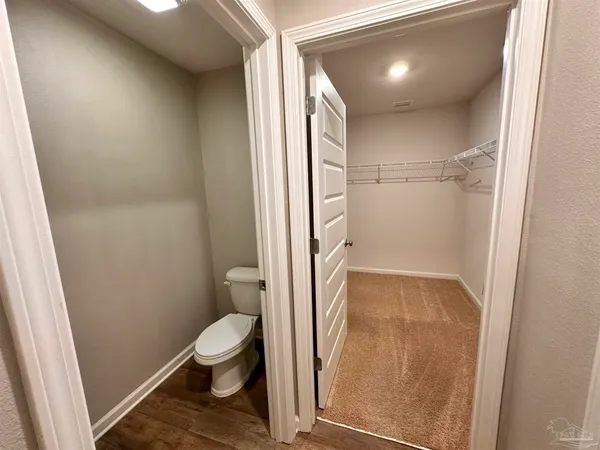 $2,100 | 7404 Oak Lake Boulevard, Pensacola, FL 32526