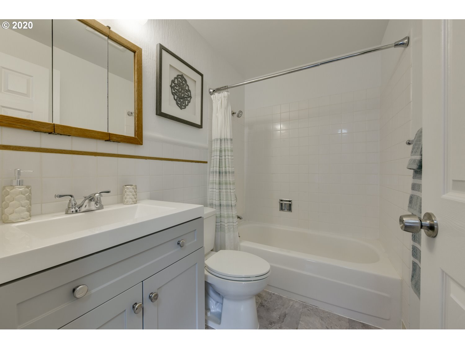 14650 Southwest Glenbrook Road Beaverton, OR 97007 - Photo 21 of 31 Gallery Image 21