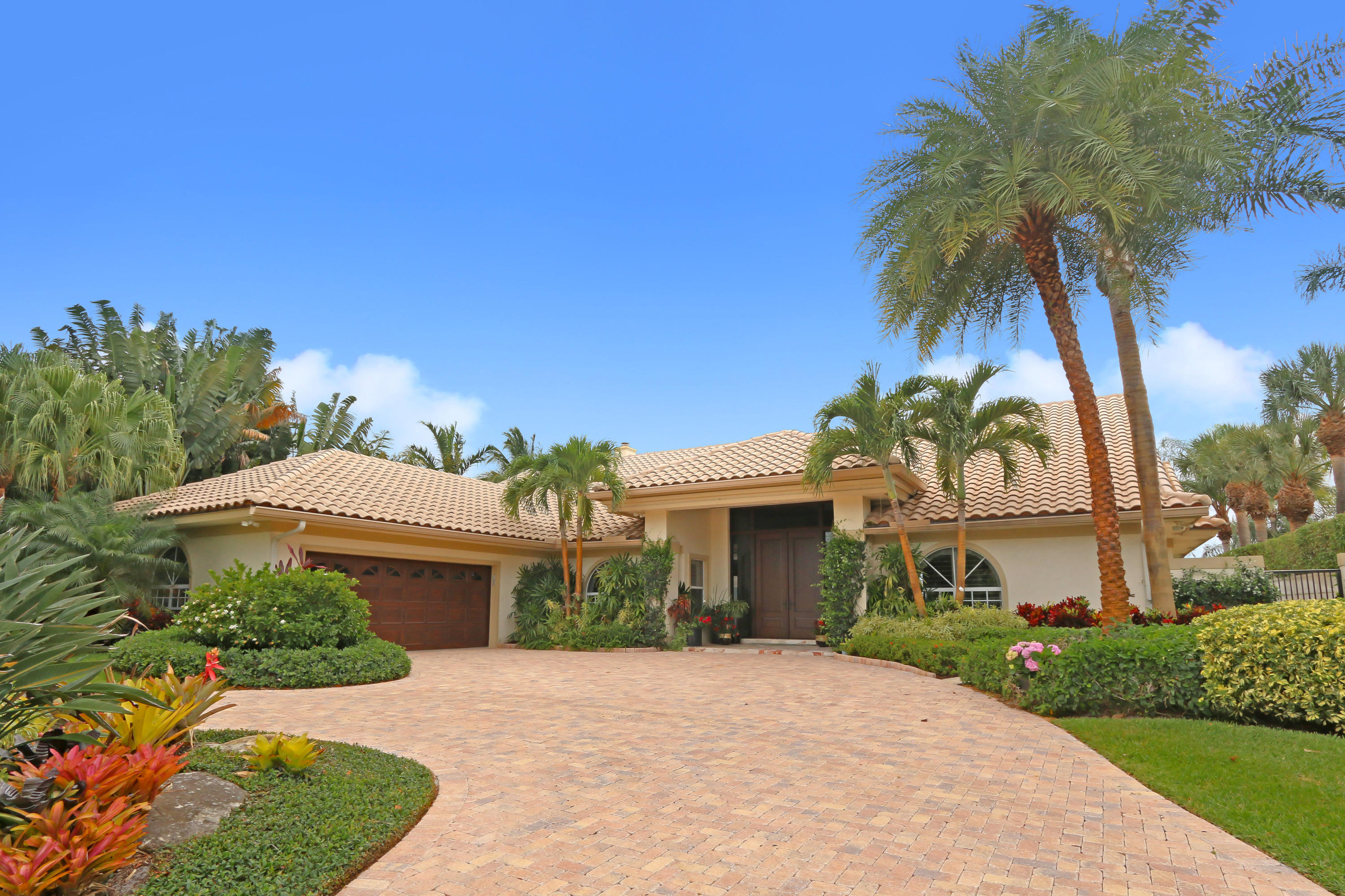 207 River Drive Tequesta, FL 33469 - Photo 11 of 47 207 River Dr Jupiter FL 33469-print-001-