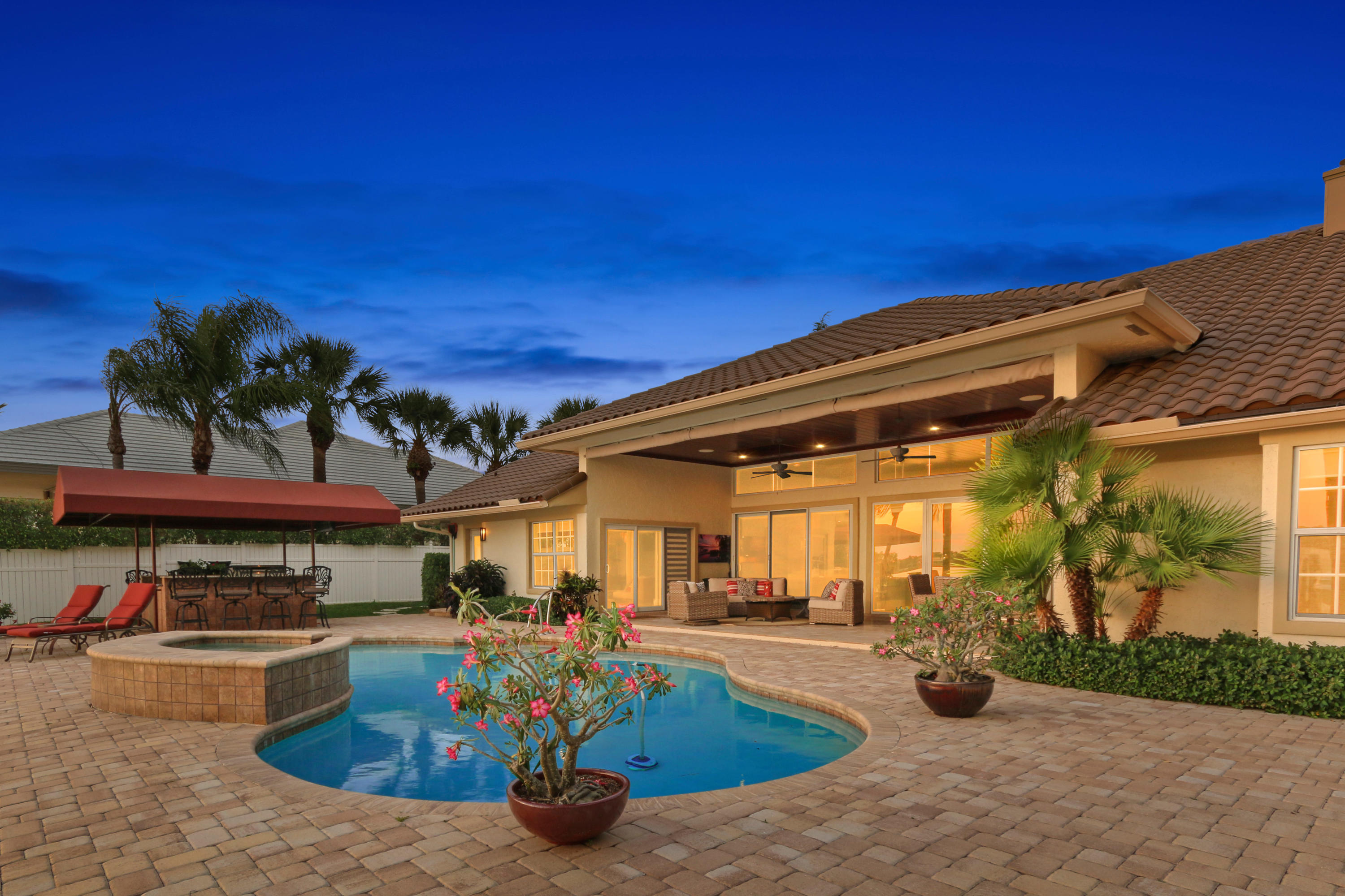 207 River Drive Tequesta, FL 33469 - Photo 2 of 47 207 River Dr Jupiter FL 33469-print-048-