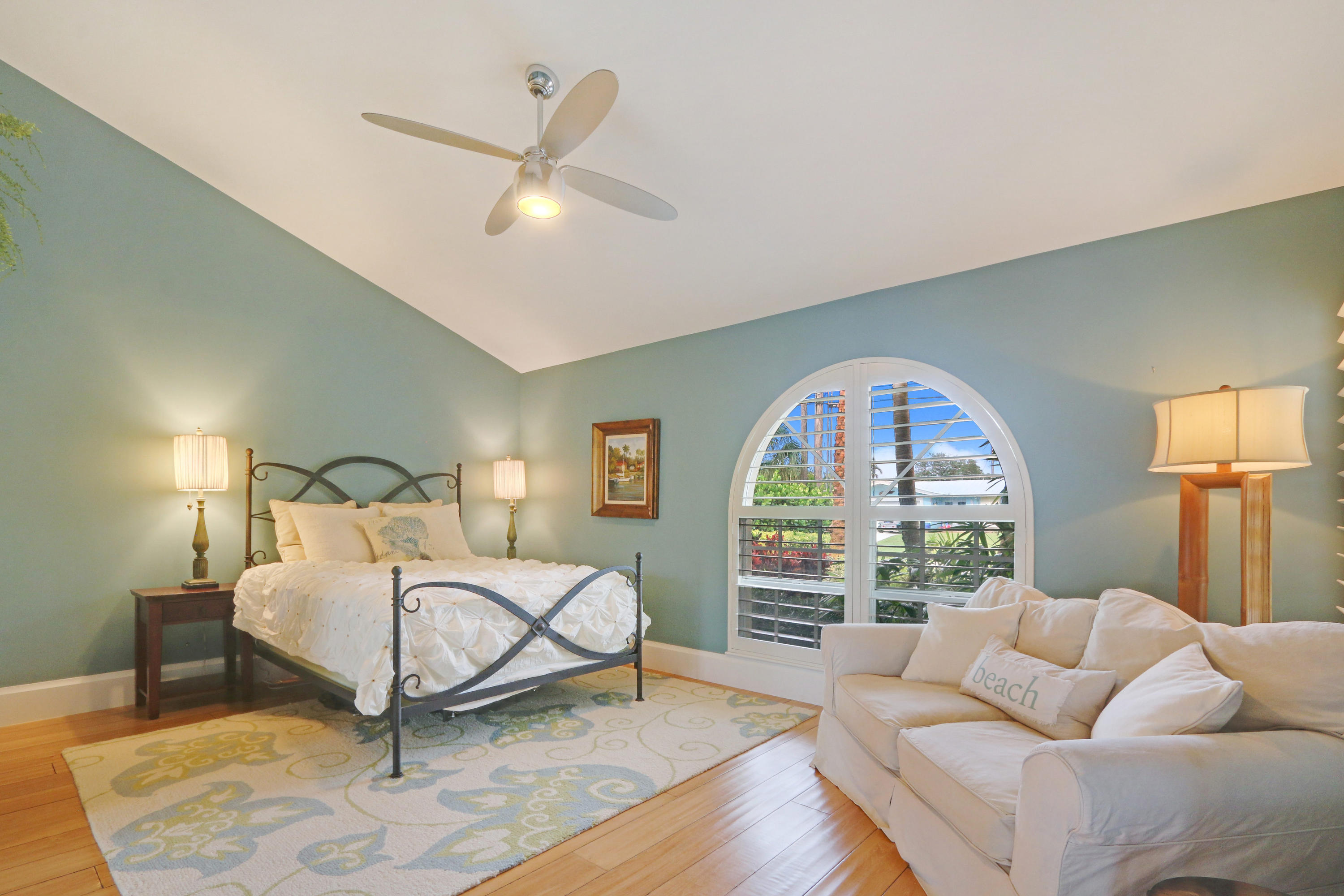 207 River Drive Tequesta, FL 33469 - Photo 27 of 47 207 River Dr Jupiter FL 33469-print-018-