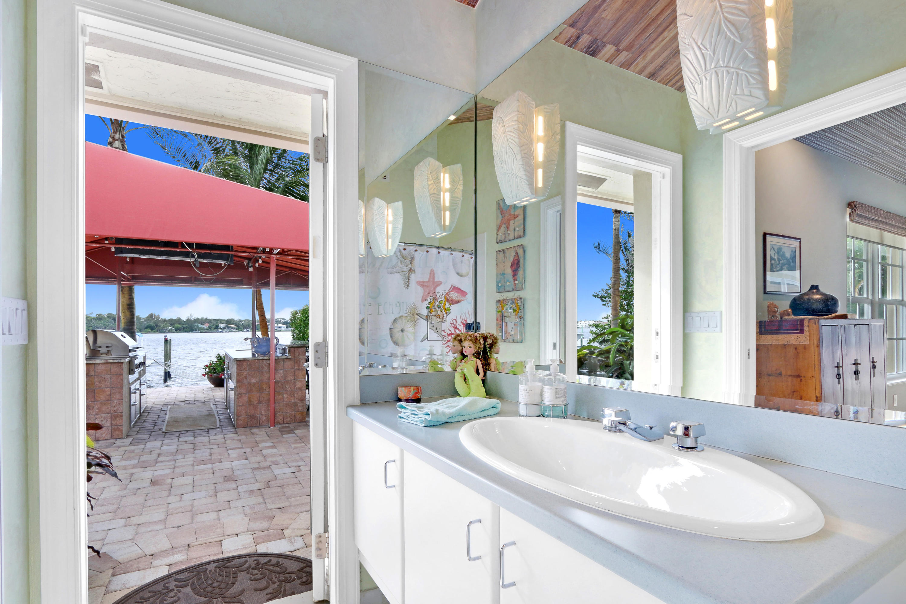 207 River Drive Tequesta, FL 33469 - Photo 32 of 47 207 River Dr Jupiter FL 33469-print-023-