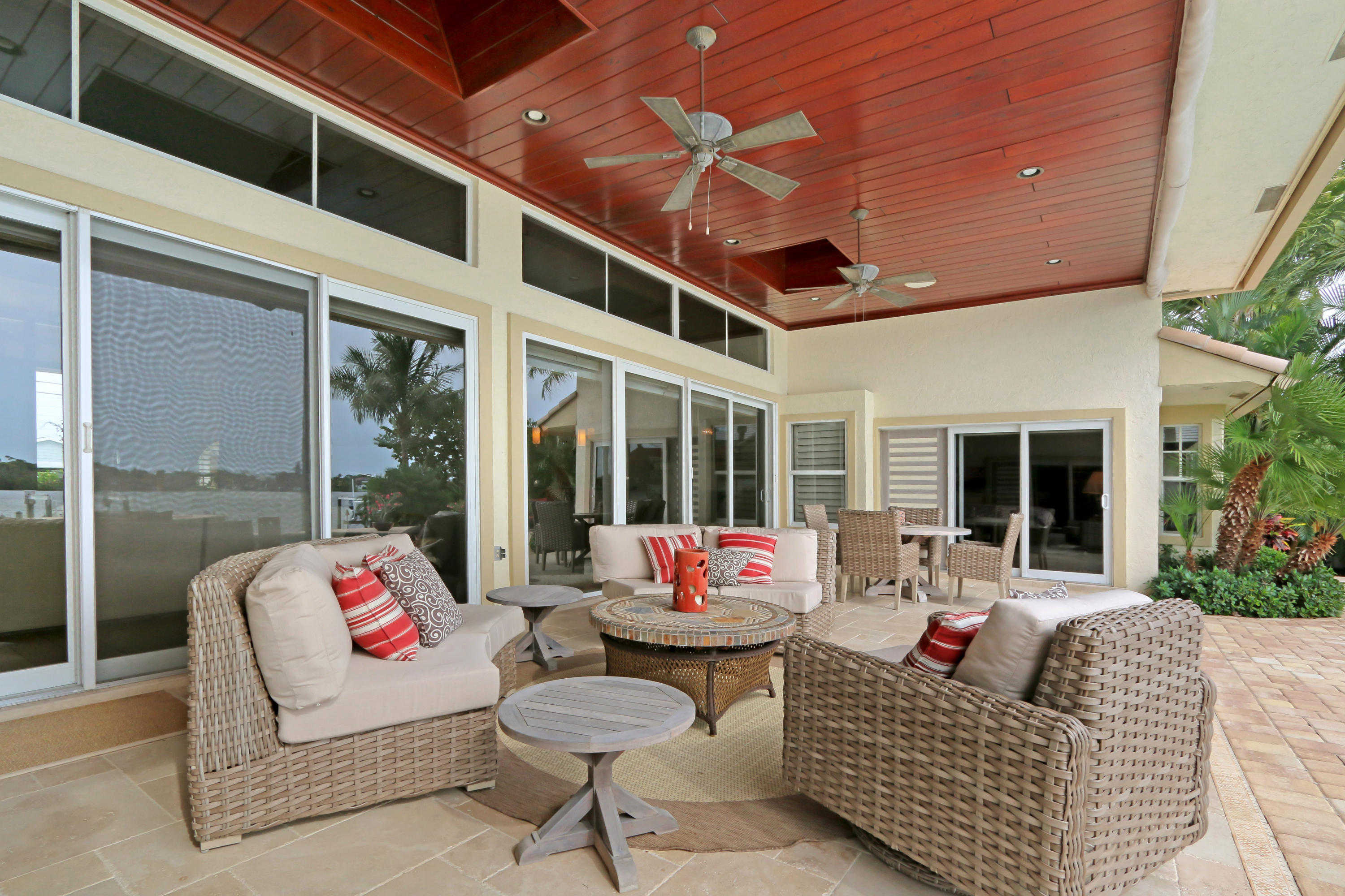 207 River Drive Tequesta, FL 33469 - Photo 35 of 47 207 River Dr Jupiter FL 33469-print-027-