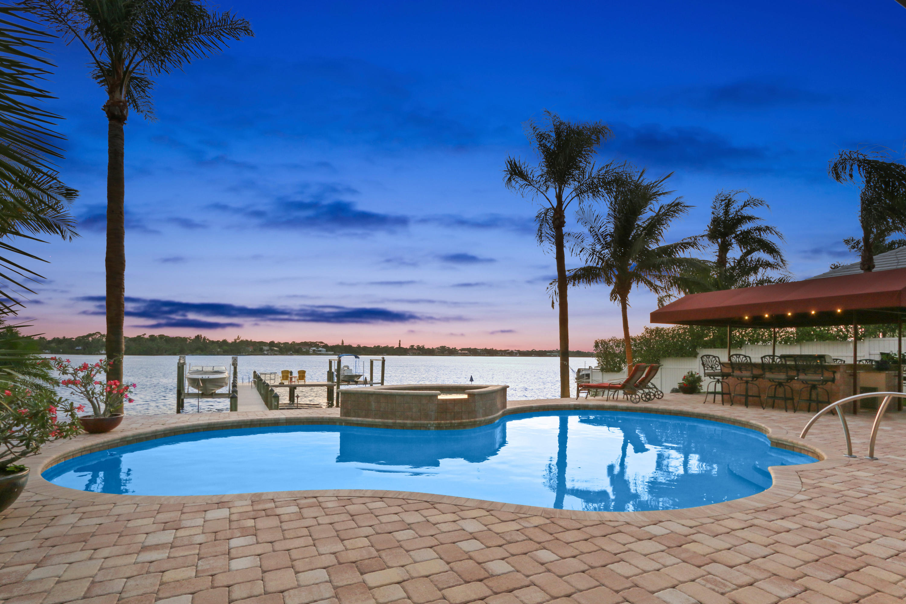 207 River Drive Tequesta, FL 33469 - Photo 6 of 47 207 River Dr Jupiter FL 33469-print-050-