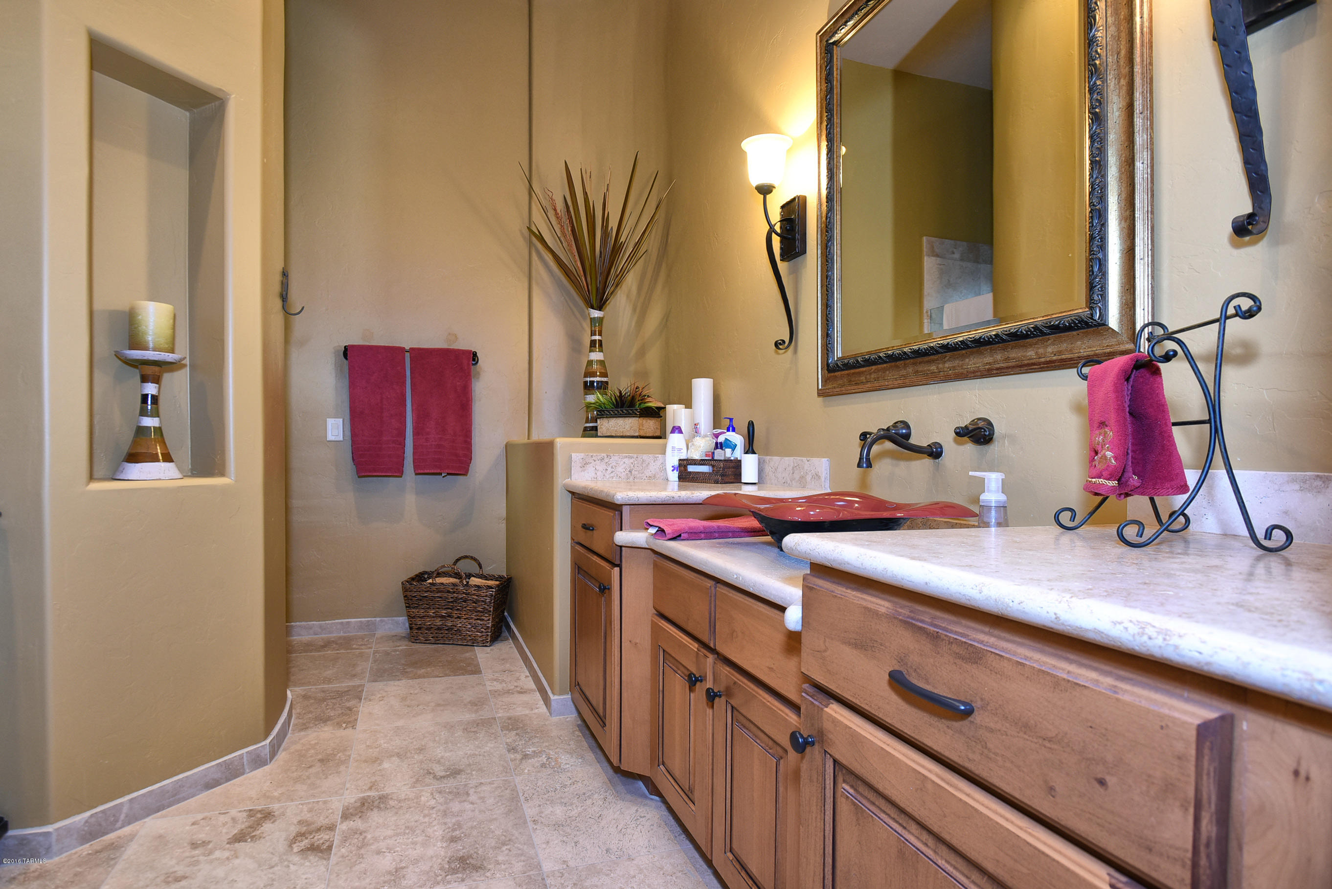 725 West Rim View Place Oro Valley, AZ 85755 - Photo 14 of 38 Gallery Image 14