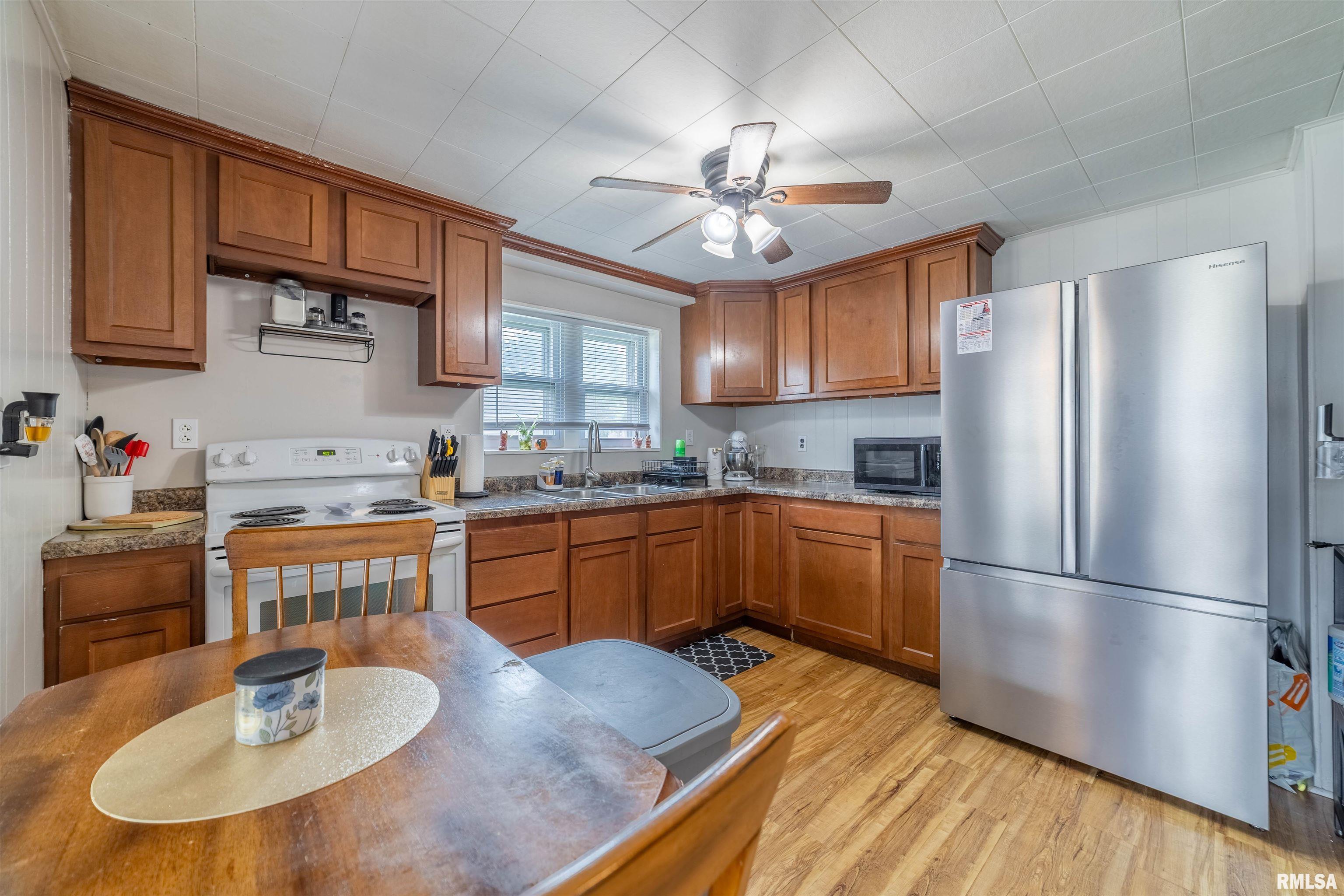 1519 North 15th Street Quincy, IL 62301 - Photo 6 of 24