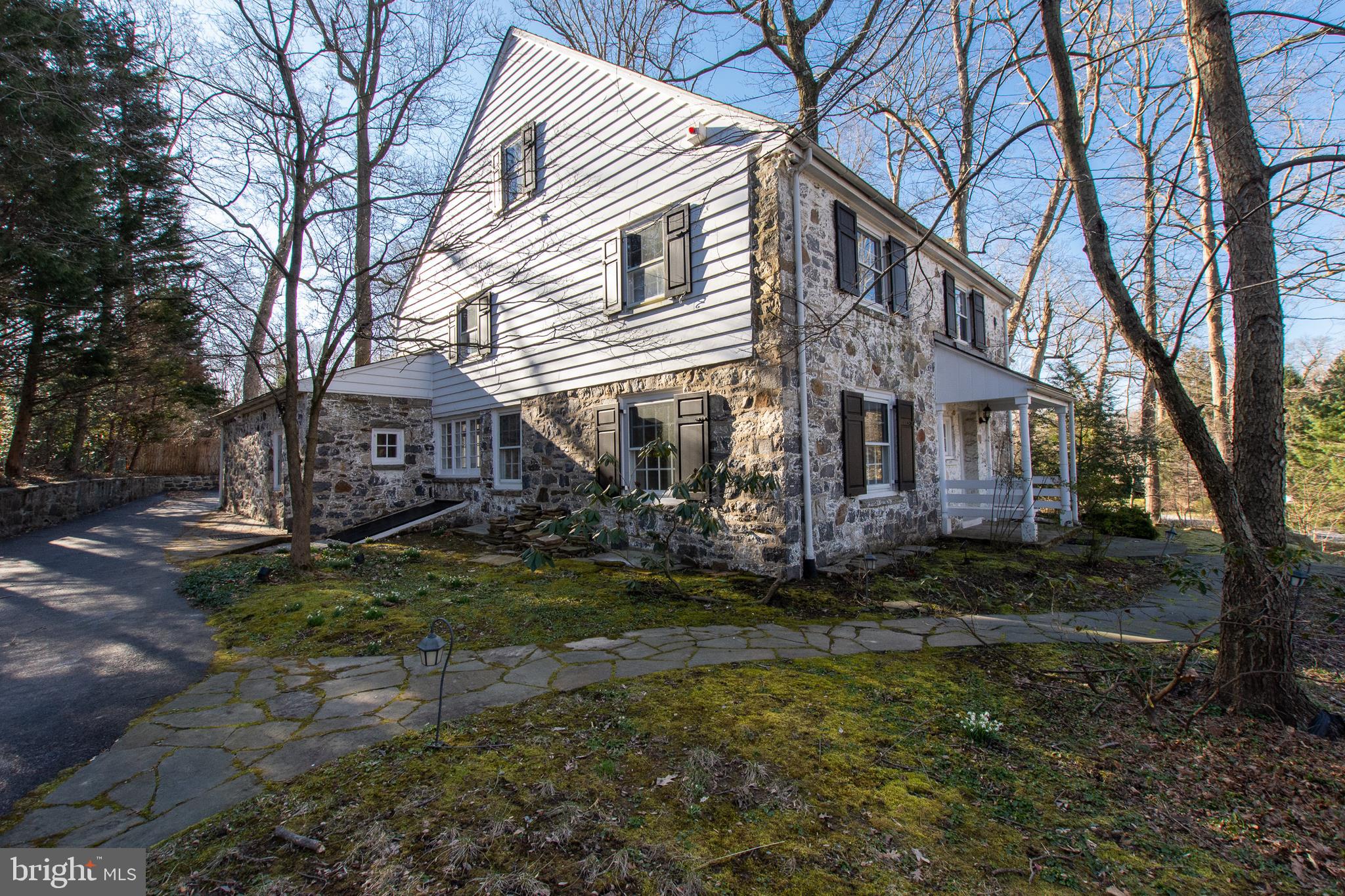 906 Overbrook Road Wilmington, DE 19807 - Photo 2 of 40 Side View