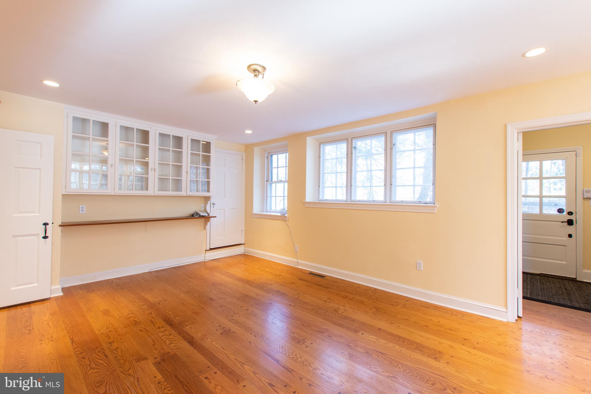 906 Overbrook Road Wilmington, DE 19807 - Photo 14 of 40 Family Room