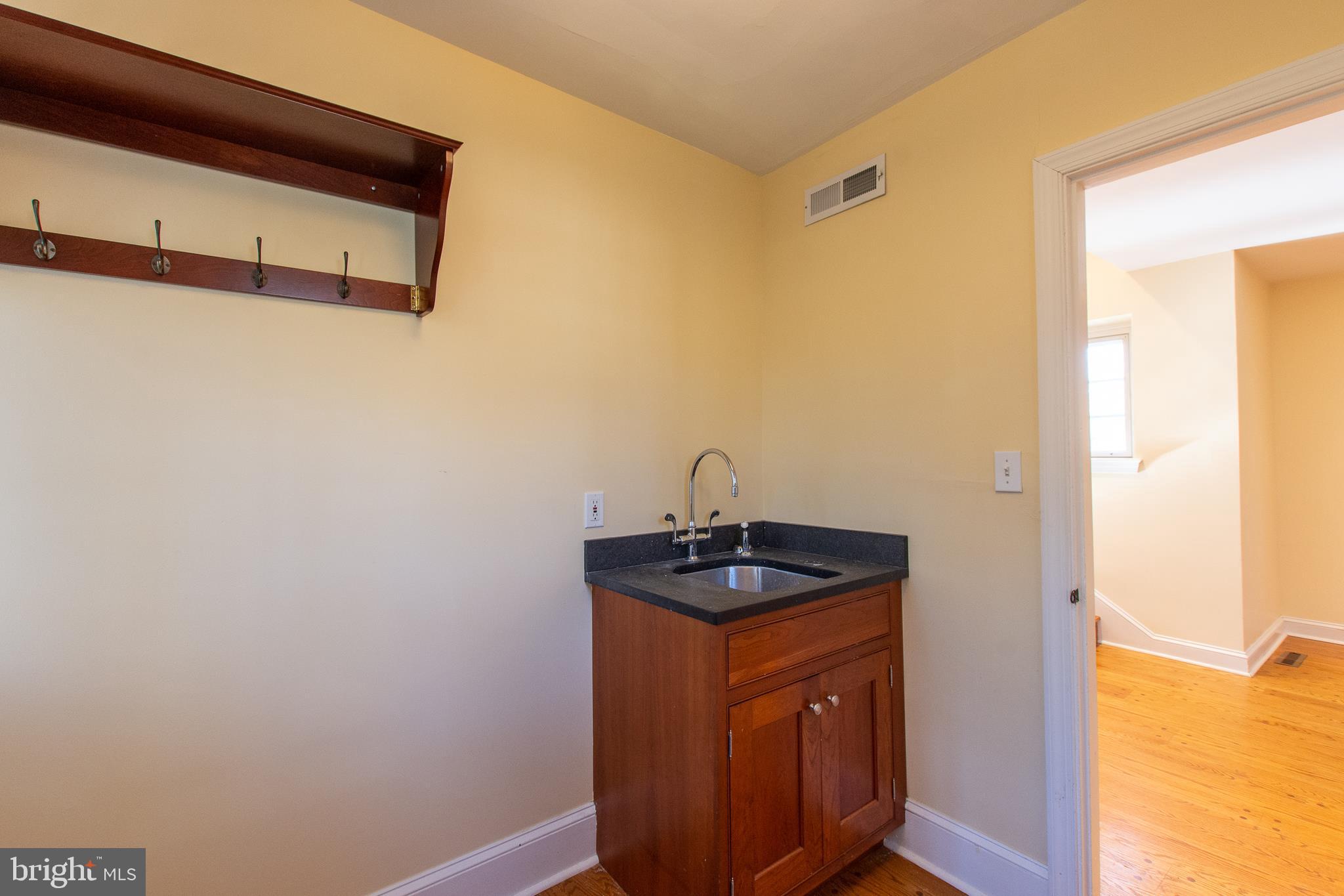 906 Overbrook Road Wilmington, DE 19807 - Photo 16 of 40 Exterior Entrance to Utility Room