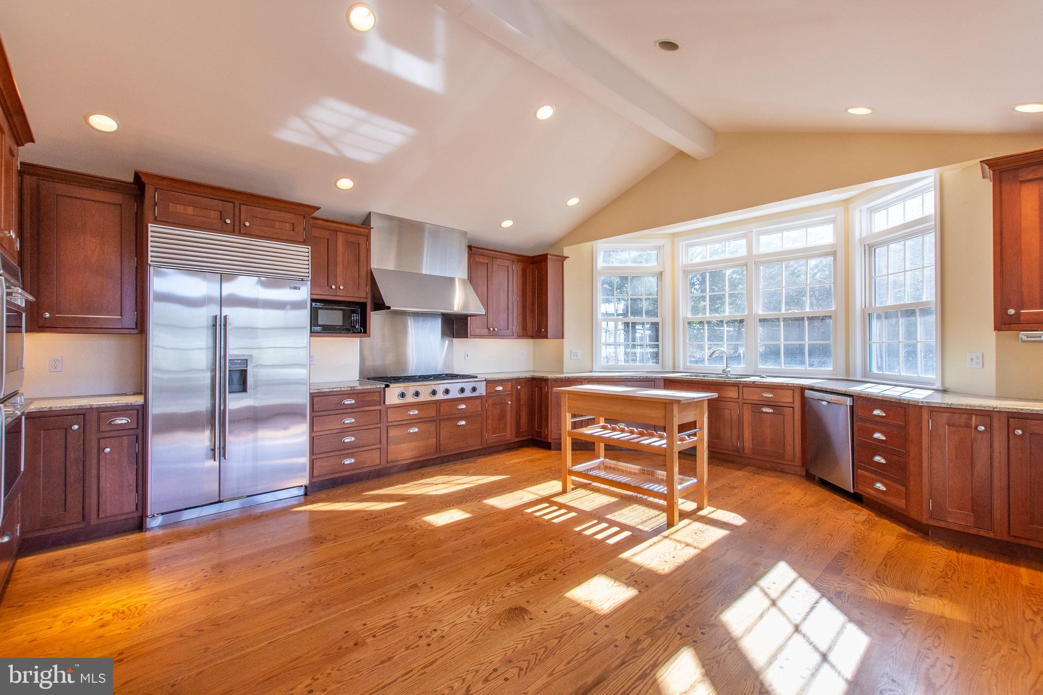 906 Overbrook Road Wilmington, DE 19807 - Photo 17 of 40 Kitchen