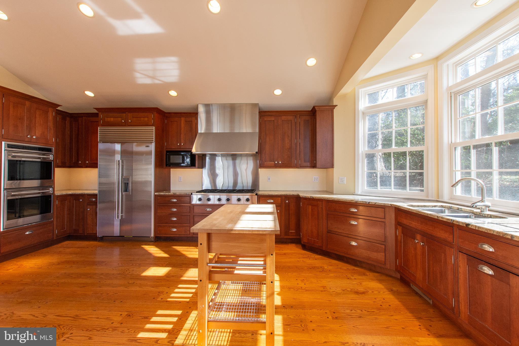 906 Overbrook Road Wilmington, DE 19807 - Photo 19 of 40 Kitchen