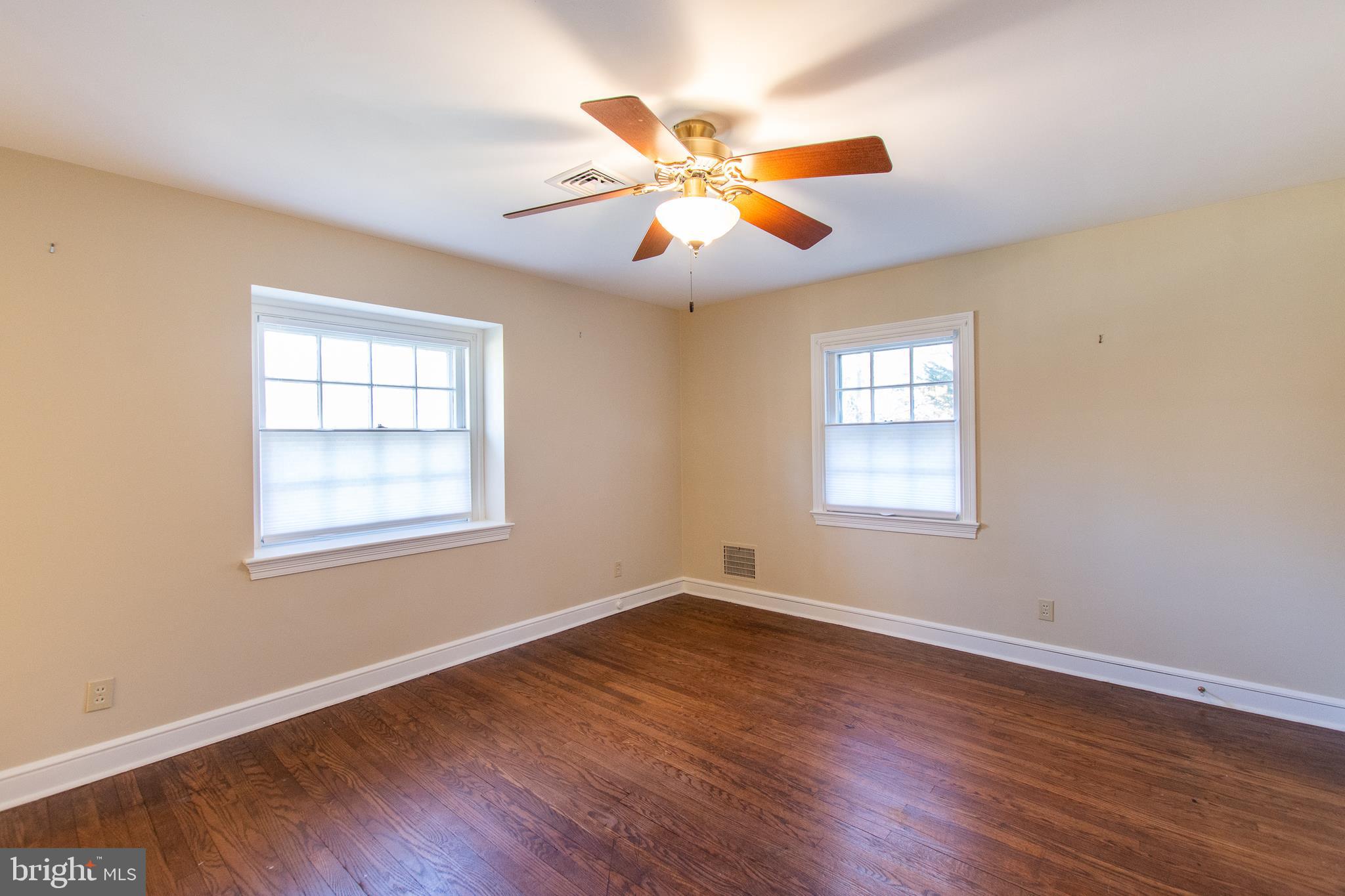 906 Overbrook Road Wilmington, DE 19807 - Photo 30 of 40 Second Floor Bedroom (3)